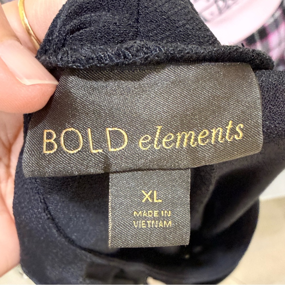 Bold Elements Black Cold Shoulder Cutout Blouse T… - image 7